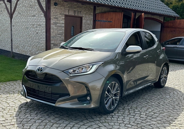 Toyota Yaris cena 75900 przebieg: 48557, rok produkcji 2020 z Biała małe 781